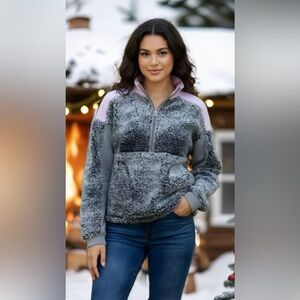 0086 Women's Gray and Pink Sherpa Jacket